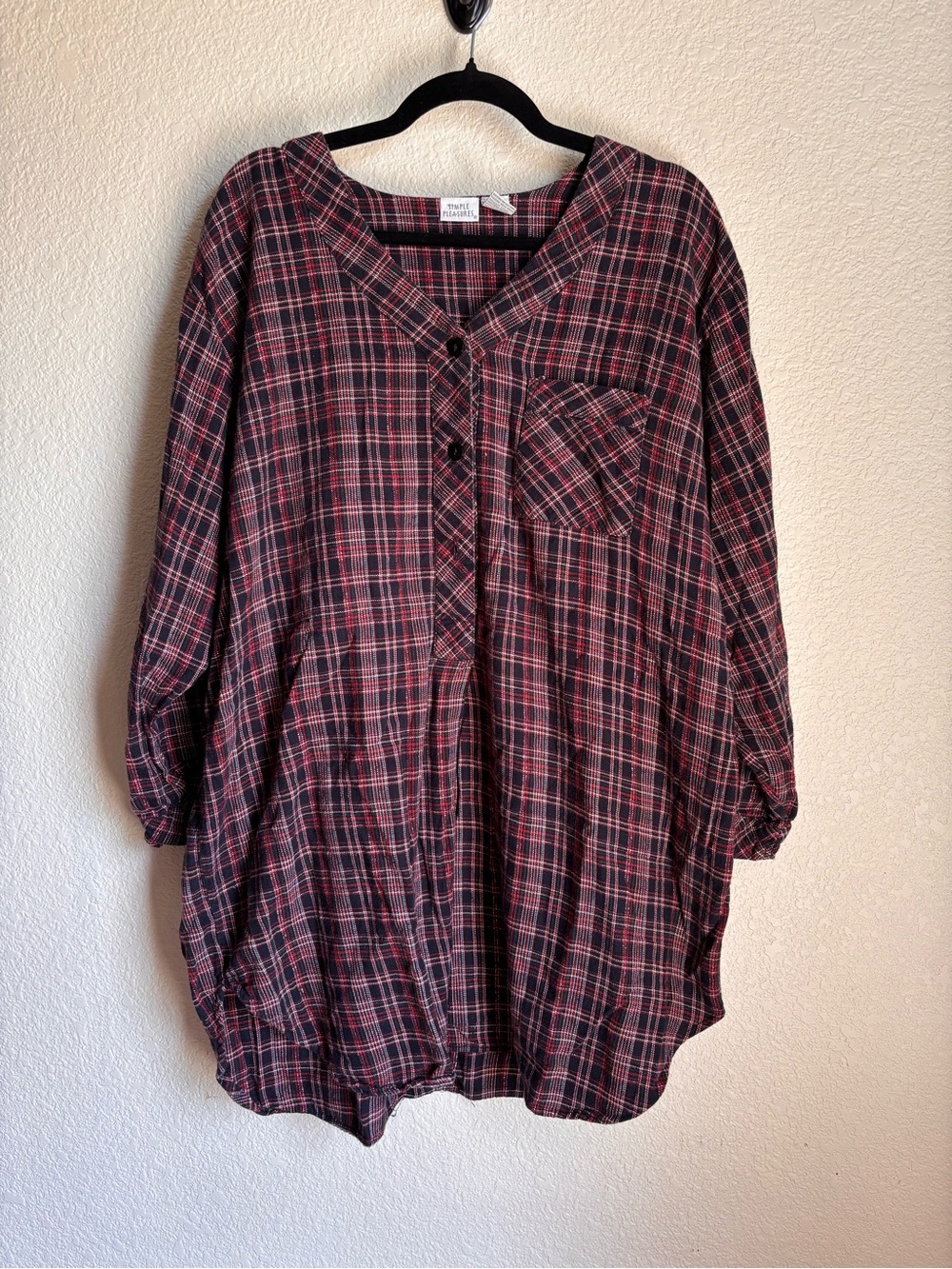 Plaid Button-Front Tunic Top in Red  & navy blue oversized 1X Lagen look